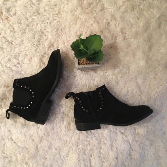 Black Ankle Boots - Picture 2 of 4